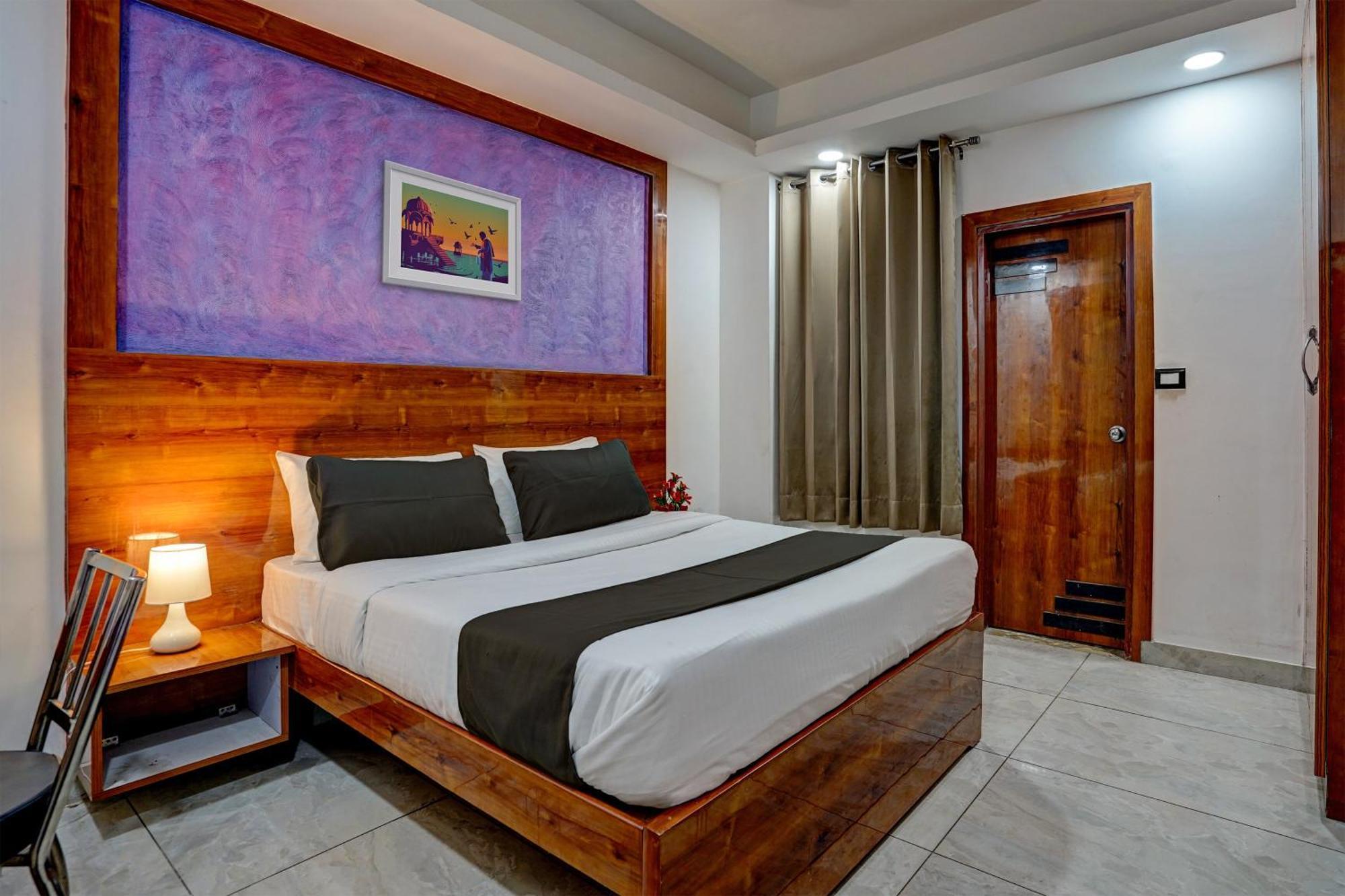Hotel Hight Krone A Family Hotel Near Igi Airport Delhi Nowe Delhi Zewnętrze zdjęcie